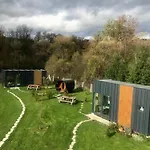 Tinyhouses & Garden Apartman *