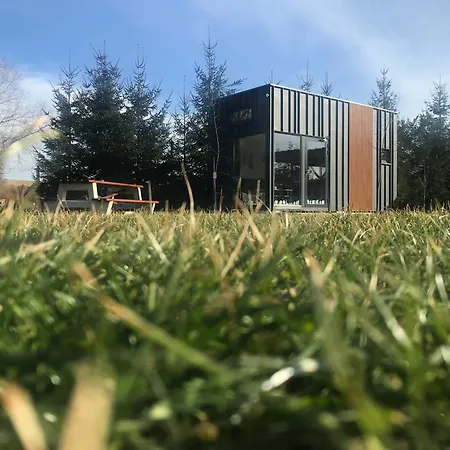 דירה Tinyhouses & Garden *