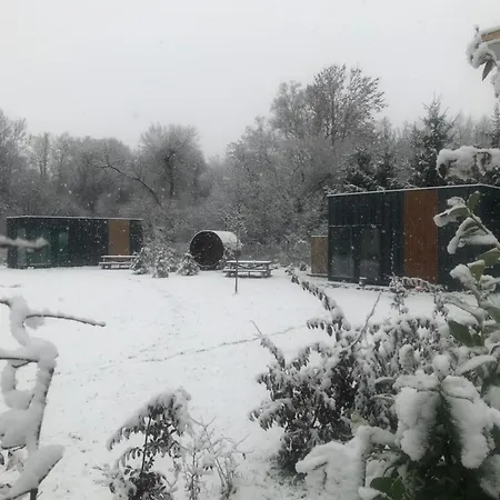 דירה Tinyhouses & Garden Gecel