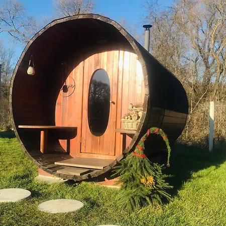 Apartament Tinyhouses & Garden Gecel