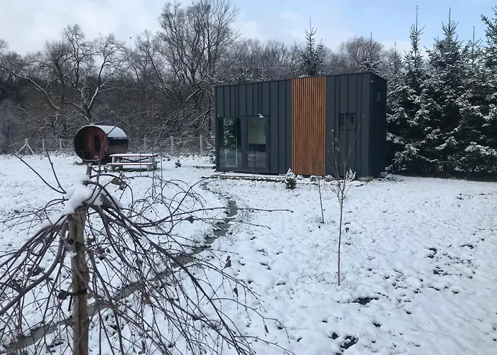 Tinyhouses & Garden דירה