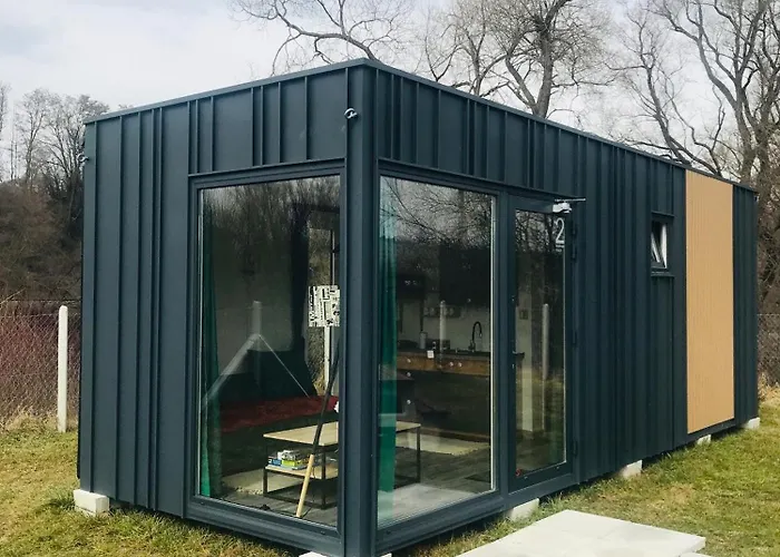 דירה Tinyhouses & Garden *