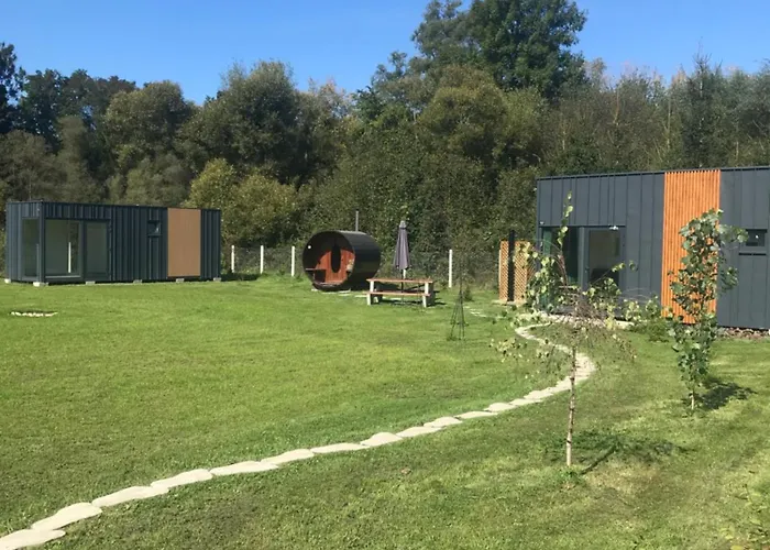 דירה Tinyhouses & Garden