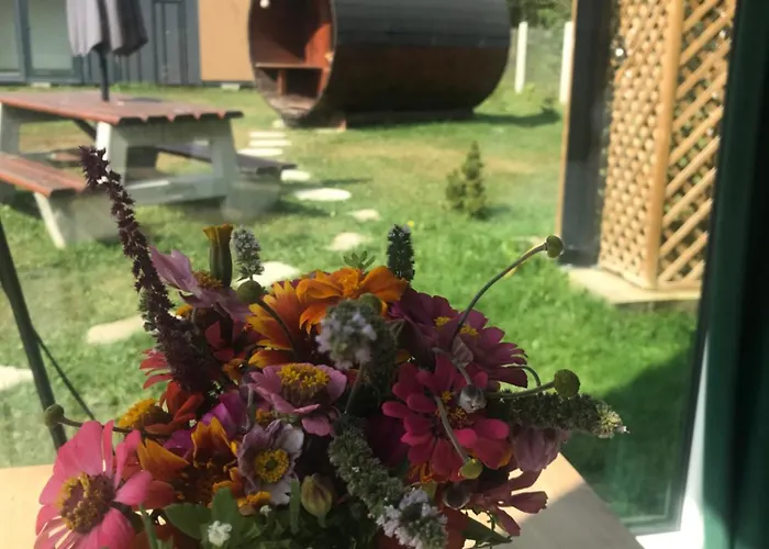 דירה Tinyhouses & Garden *